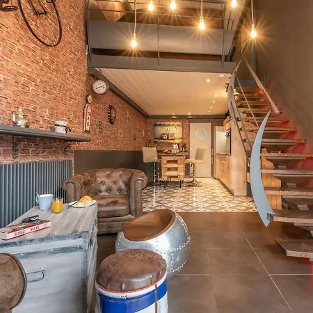 Апартаменты Loft Industriel En Centre