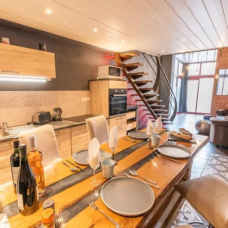 Loft Industriel Xxl 130M2 - Centre Ville - Parking Le Puy-en-Velay